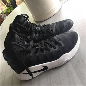Nike HyperDunk 2017